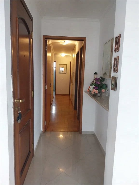 Apartamento à venda com 4 quartos, sendo 1 suíte, em Vila Ipojuca, São Paulo, SP
