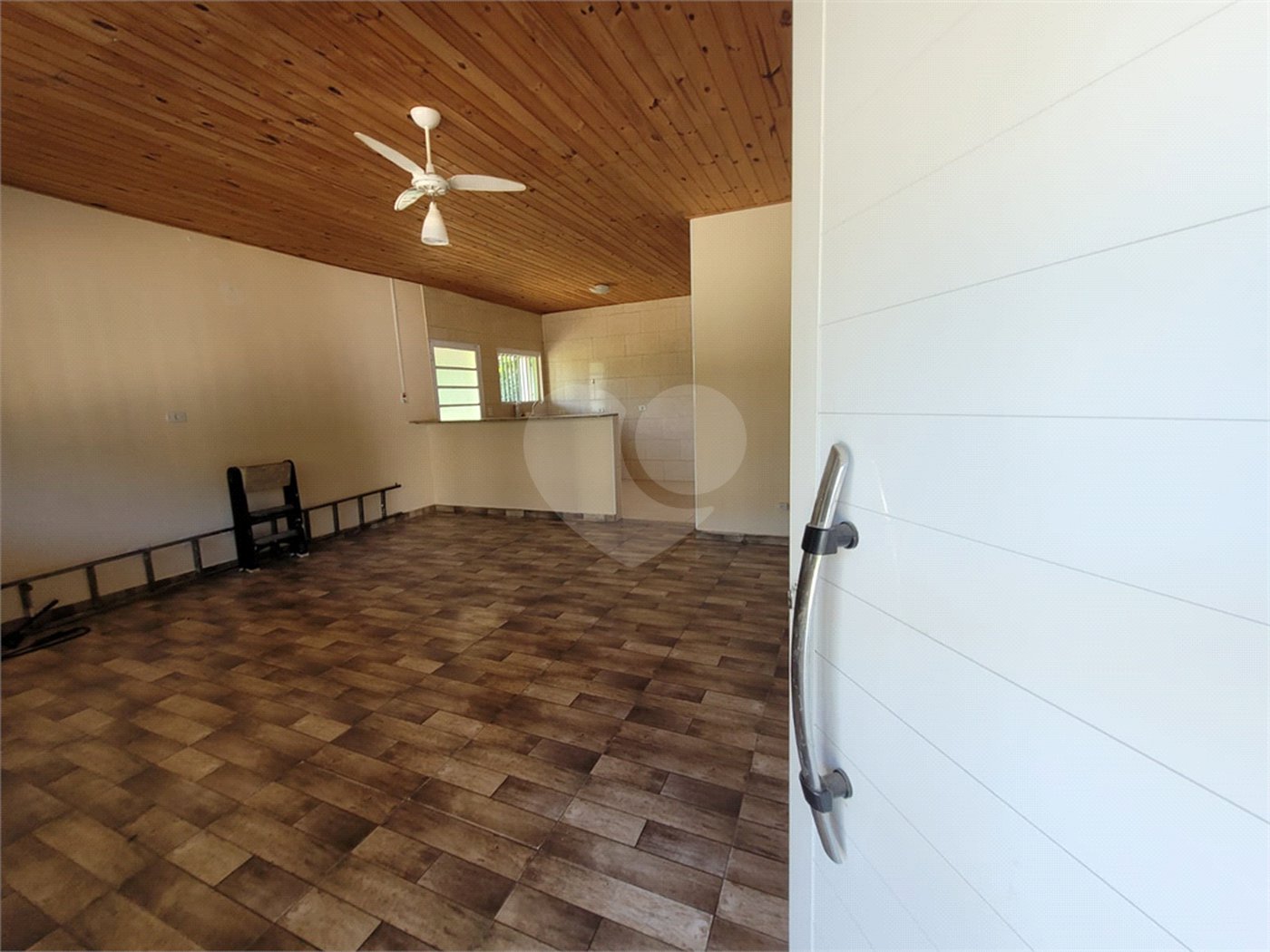 Chácara à venda com 2 quartos, sendo 1 suíte, em Chácaras Copaco, Arujá, SP