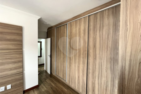 Cobertura à venda com 3 suítes no Centro, Vinhedo, SP