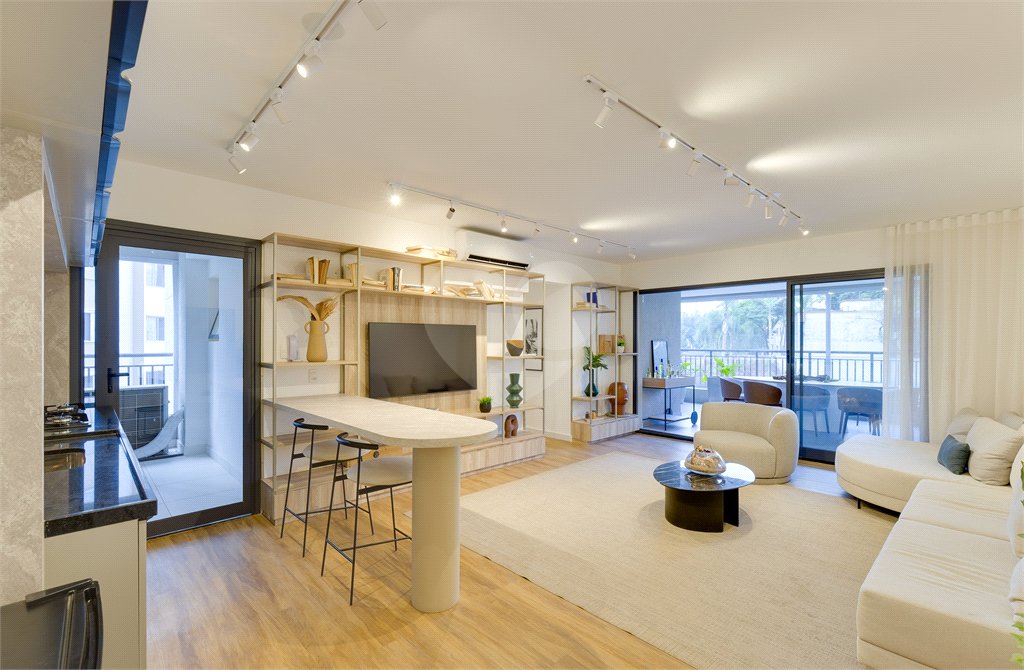 Apartamento à venda com 3 quartos, sendo 1 suíte, em Jardim Marajoara, São Paulo, SP
