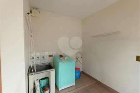 Casa à venda com 4 quartos, sendo 3 suítes,  no Centro, Itapetininga, SP