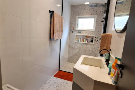 Apartamento à venda com 3 quartos, sendo 1 suíte, em Vila Paulicéia, São Paulo, SP