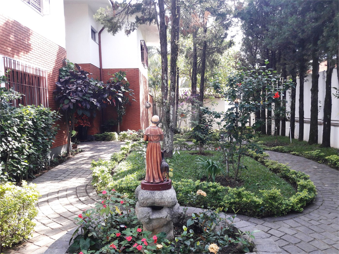 Casa à venda com 5 quartos, sendo 3 suítes,  em Butantã, São Paulo, SP