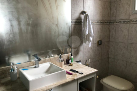 Apartamento à venda com 3 quartos, sendo 1 suíte, em Vila Progredior, São Paulo, SP