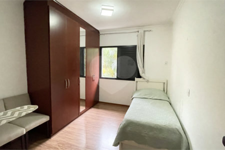 Apartamento à venda com 3 quartos, sendo 1 suíte, em Vila Paulicéia, São Paulo, SP