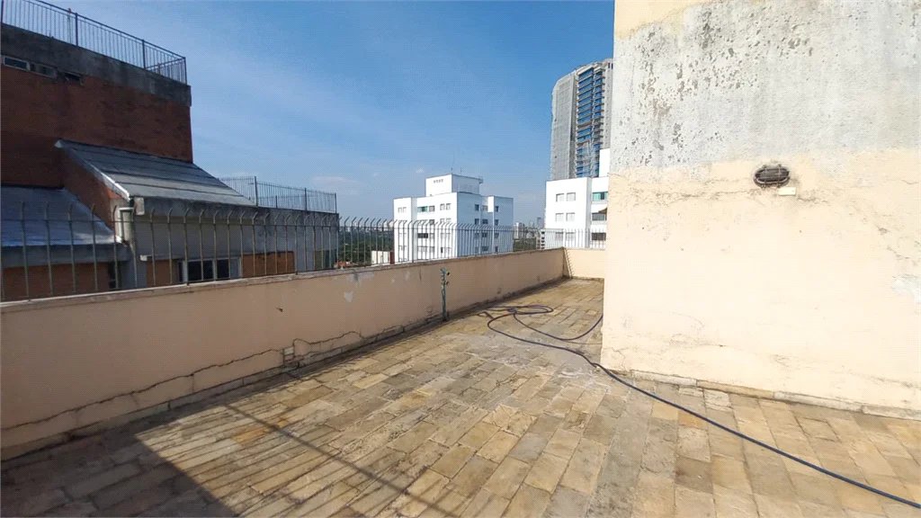 Cobertura à venda com 3 quartos, sendo 1 suíte,  em Vila Pirajussara, São Paulo, SP