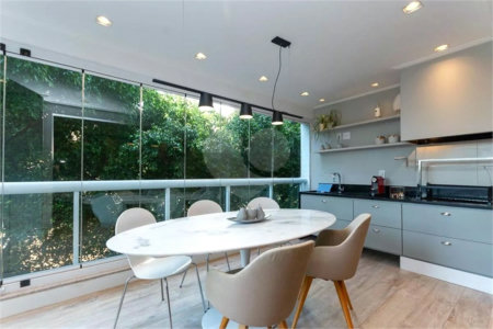 Apartamento à venda com 3 quartos, sendo 2 suítes, em Água Branca, São Paulo, SP