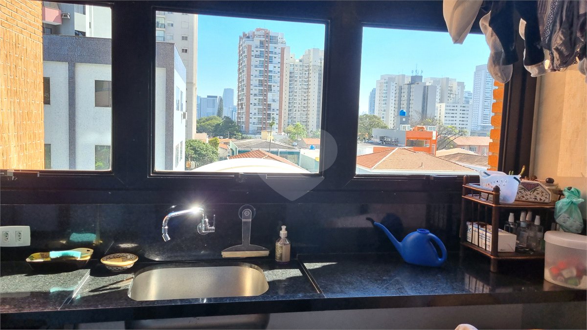 Apartamento à venda com 3 quartos, sendo 1 suíte,  em Brooklin Paulista, São Paulo, SP