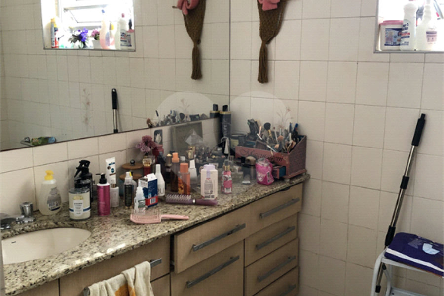 Sobrado à venda com 5 quartos em Santana, São Paulo, SP