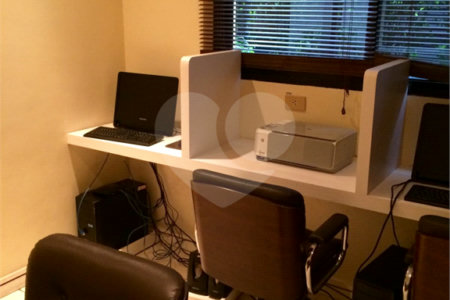 Apartamento à venda ou para alugar com 1 quarto em Vila Olímpia, São Paulo, SP