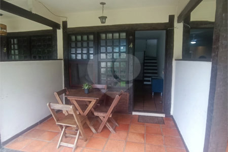 Casa em condomínio à venda ou para alugar com 2 quartos, sendo 1 suíte,  em Geribá, Armação dos Búzios, RJ