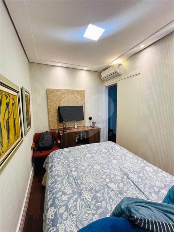 Apartamento à venda com 3 quartos, sendo 1 suíte, em Alto da Boa Vista, São Paulo, SP