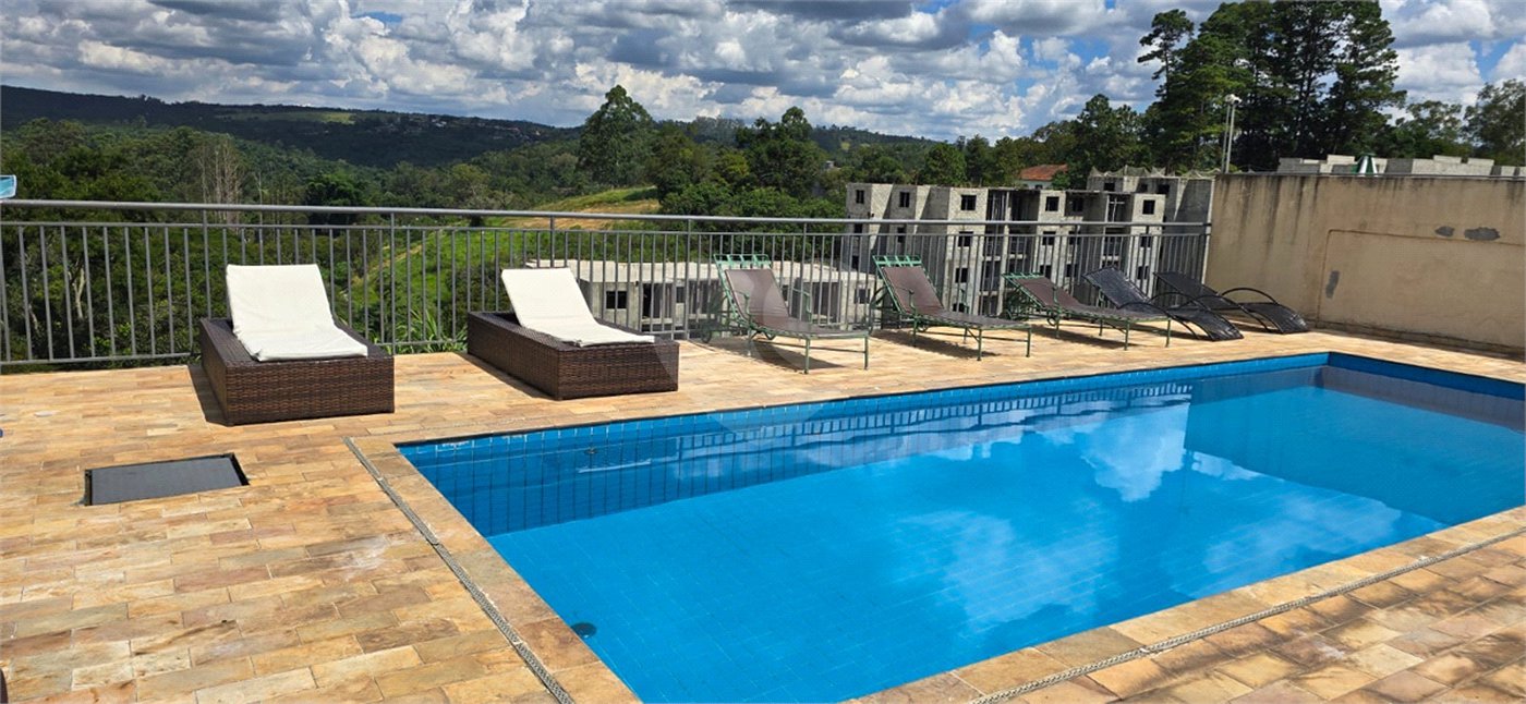 Apartamento à venda com 2 quartos em Jardim Ísis, Cotia, SP
