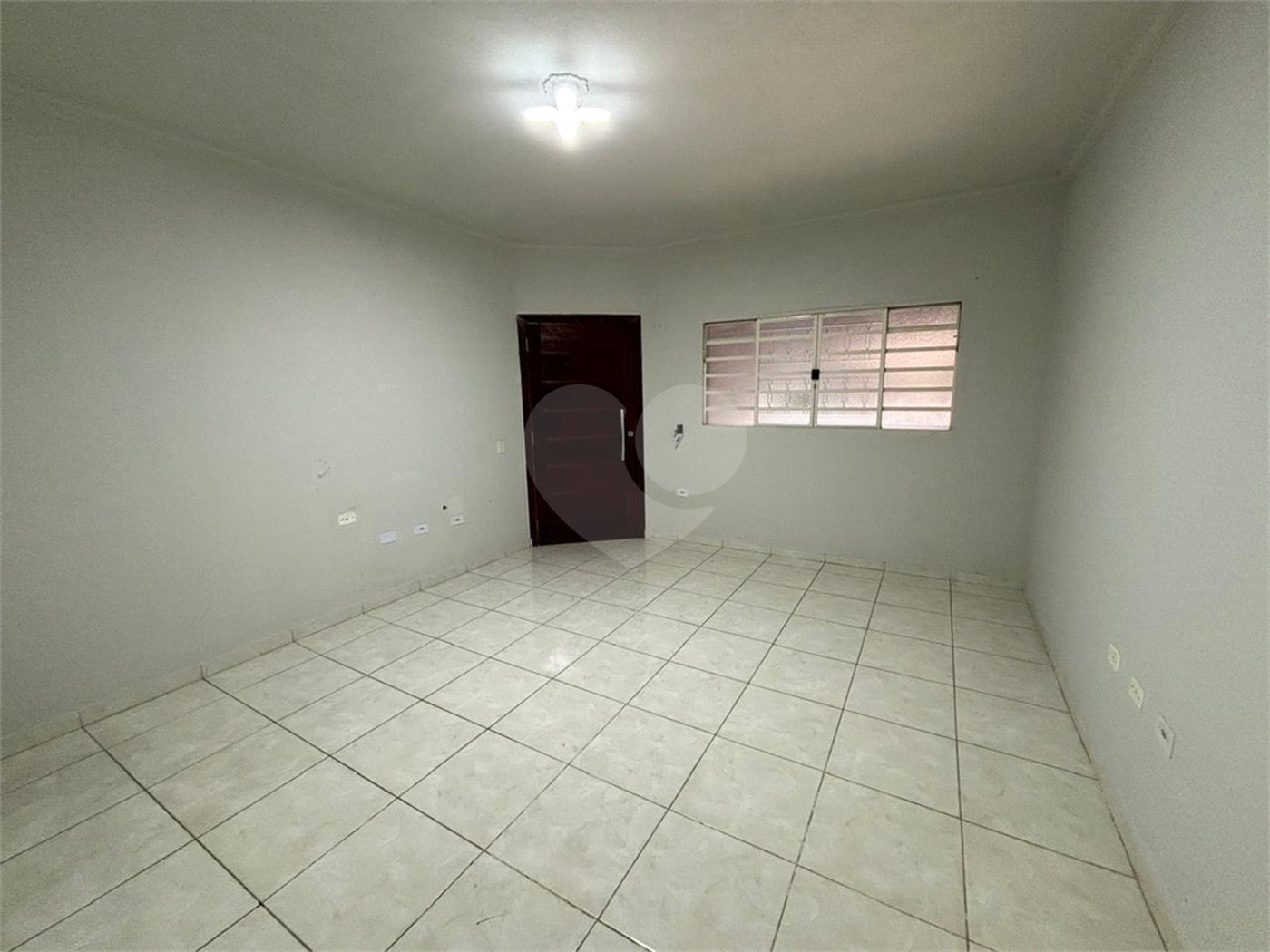 Casa à venda com 2 quartos, sendo 1 suíte, em Jardim Nair Maria, Salto, SP
