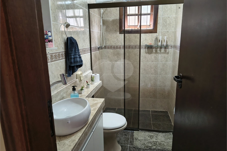 Sobrado à venda com 3 quartos, sendo 1 suíte, em Tremembé, São Paulo, SP