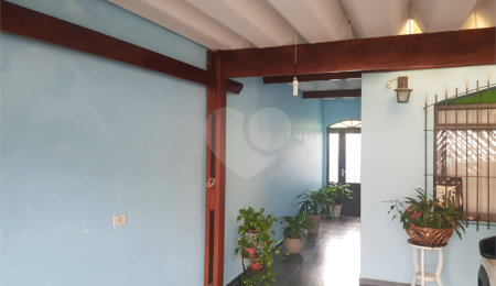 Sobrado à venda com 3 quartos, sendo 1 suíte,  em Campo Grande, São Paulo, SP