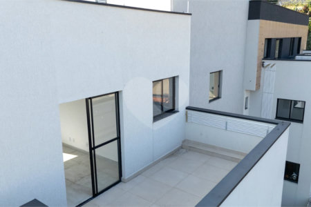 Casa à venda com 2 quartos no condomínio Residencial Laura, São Paulo - SP