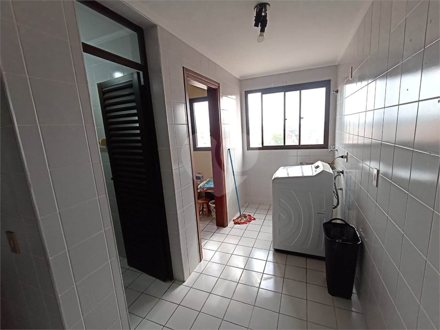 Apartamento à venda com 2 quartos, sendo 1 suíte, em Vila Maria, Itapetininga, SP