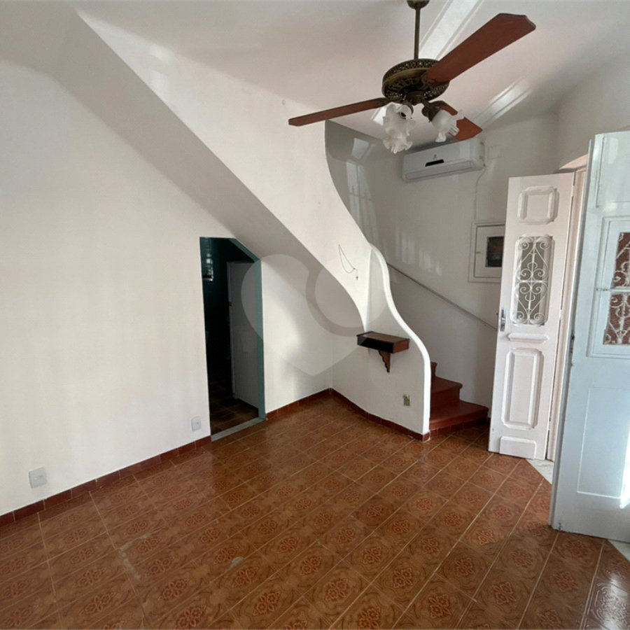 Casa à venda com 3 quartos, sendo 1 suíte, em Vila Isabel, Rio de Janeiro, RJ