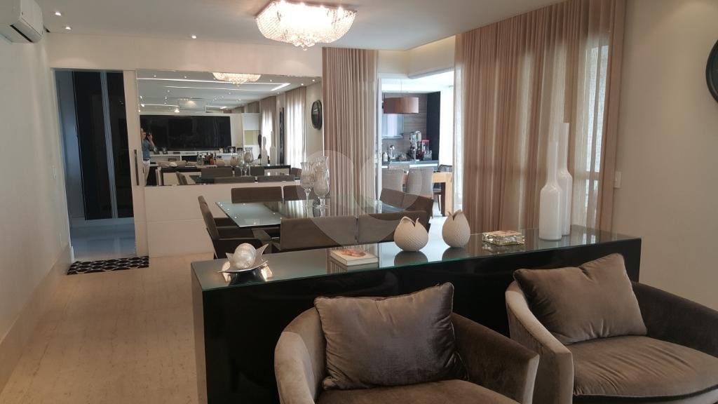 Apartamento à venda ou para alugar com 3 suítes em Vila Olímpia, São Paulo, SP
