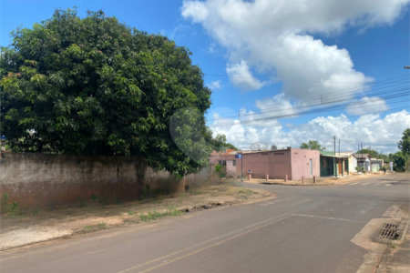 Terreno à venda em Parque dos Ipês II, Ponta Porã, MS