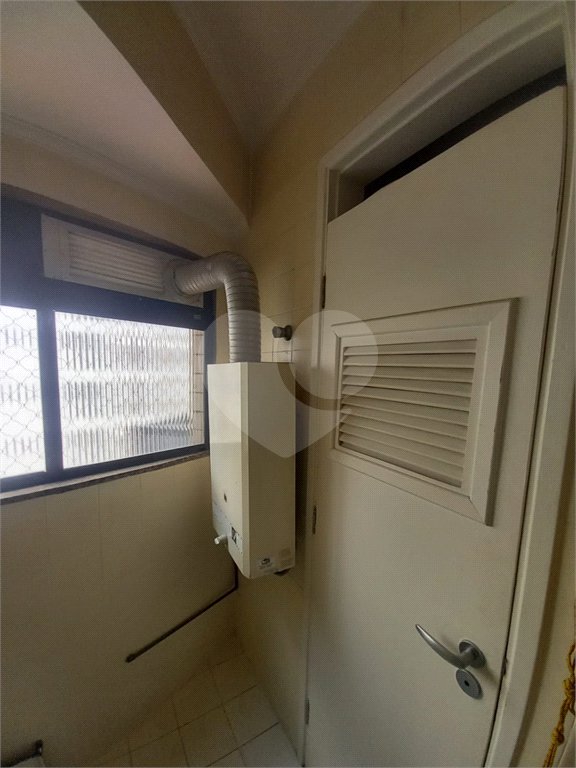 Apartamento à venda com 3 quartos, sendo 1 suíte,  em Vila Olímpia, São Paulo, SP
