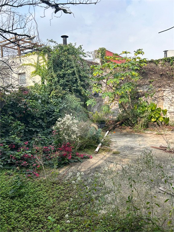 Casa à venda com 3 quartos, sendo 2 suítes, em Planalto Paulista, São Paulo, SP