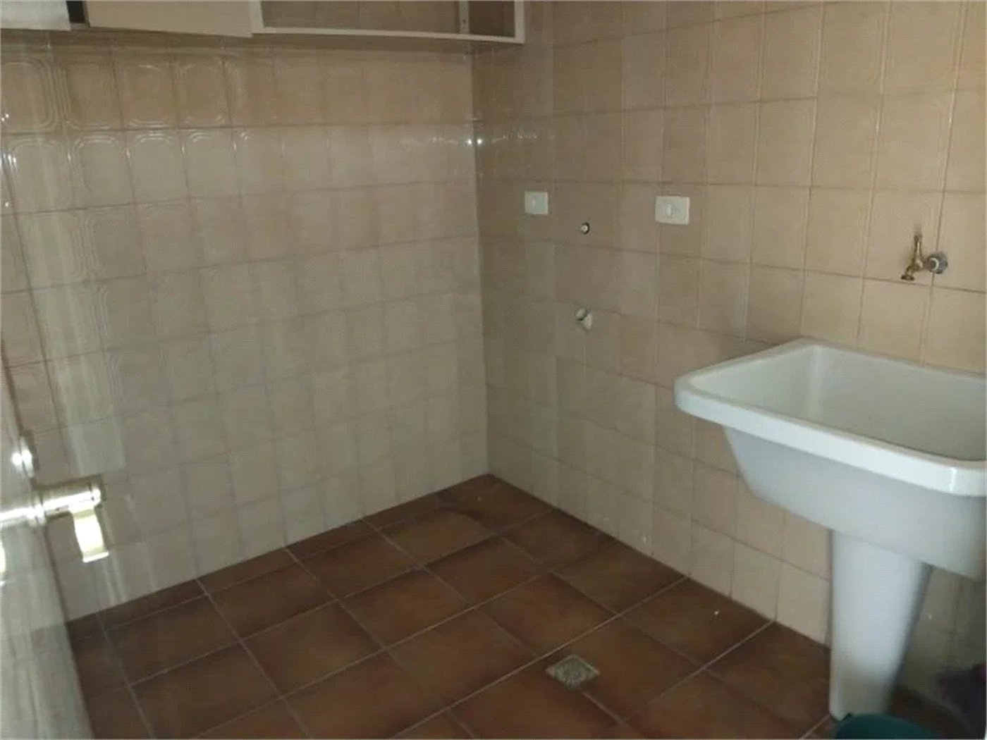 Sobrado à venda com 3 quartos, sendo 1 suíte, em Jardim Pinheiros, São Paulo, SP