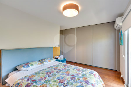 Apartamento à venda com 4 quartos, sendo 3 suítes, em Alto da Boa Vista, São Paulo, SP