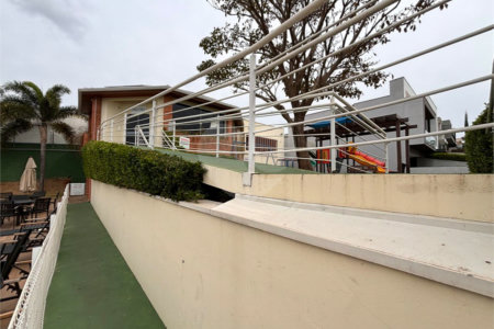 Casa à venda com 3 suítes no condomínio Residencial Maria Dulce, Indaiatuba - SP