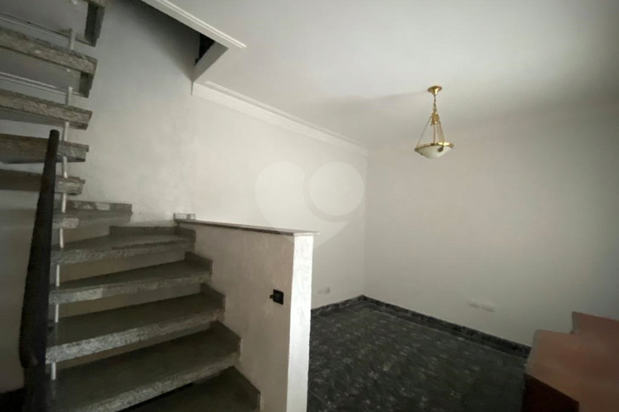 Sobrado à venda com 3 quartos, sendo 1 suíte, em Vila Guilherme, São Paulo, SP