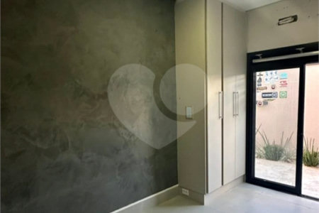 Casa à venda com 3 quartos, sendo 2 suítes, no condomínio Residencial Maria Dulce, Indaiatuba - SP