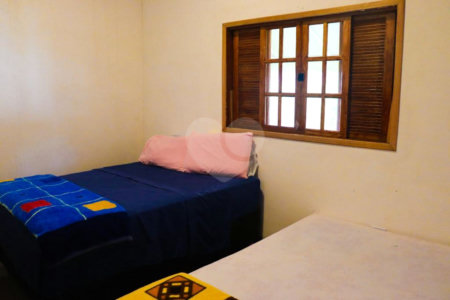 Casa à venda com 3 quartos, sendo 1 suíte, no condomínio Conjunto Vila- Loteamento Vitória Régia, Atibaia - SP