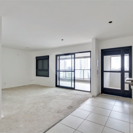 Apartamento à venda com 2 suítes em Santo Amaro, São Paulo, SP