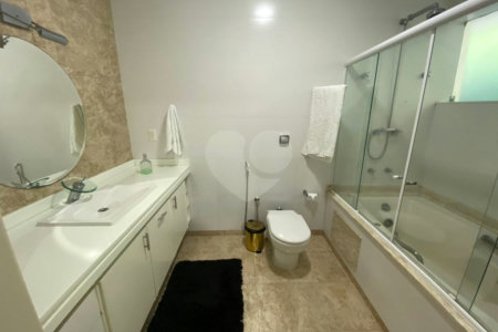 Casa à venda com 4 suítes em Vila Oliveira, Mogi das Cruzes, SP