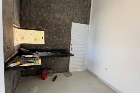 Casa à venda com 3 quartos, sendo 1 suíte,  em Nova Três Lagoas, Três Lagoas, MS