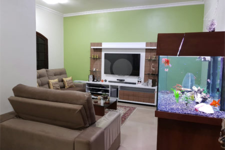 Casa de Vila à venda com 4 quartos, sendo 3 suítes,  em Tijuca, Rio de Janeiro, RJ