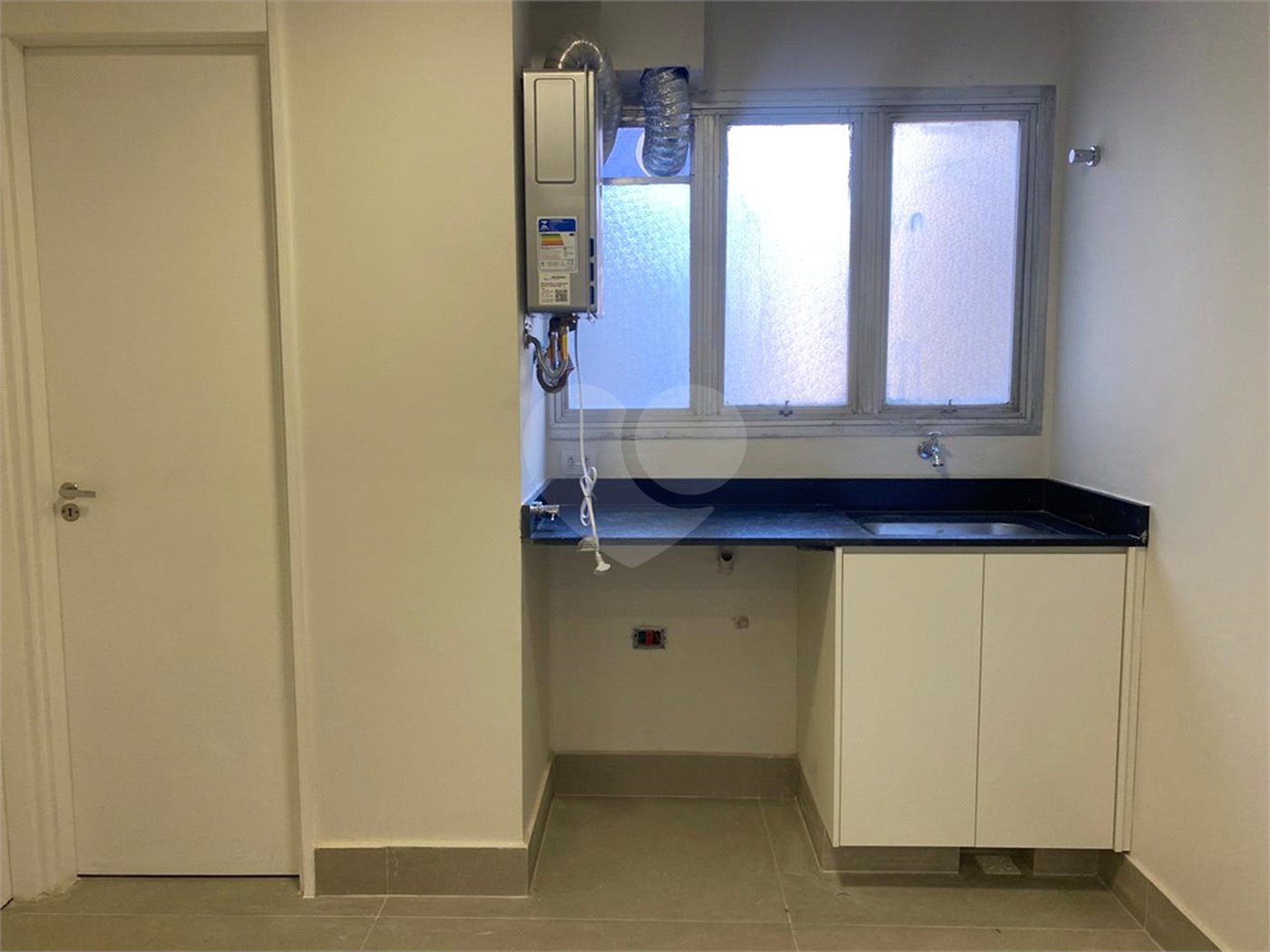 Apartamento à venda com 3 quartos, sendo 1 suíte,  em Itaim Bibi, São Paulo, SP