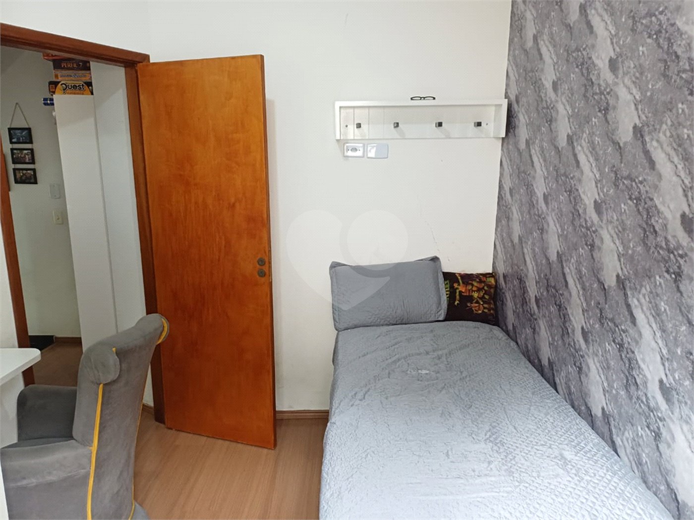 Casa à venda com 3 quartos, sendo 1 suíte,  no condomínio Residencial Shekinah, São Paulo - SP