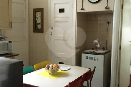 Sobrado à venda com 3 quartos em Aclimação, São Paulo, SP