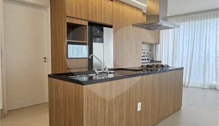 Apartamento à venda com 3 suítes em Vila Nova Conceição, São Paulo, SP