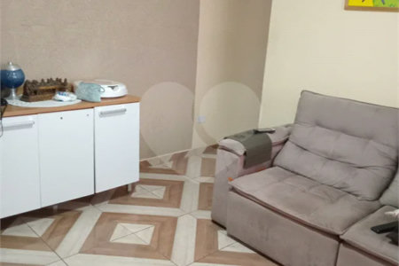 Sobrado à venda com 2 quartos, sendo 1 suíte, em Chora Menino, São Paulo, SP