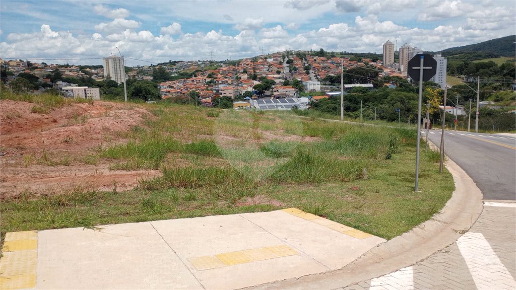 Terreno à venda no condomínio Residencial Reserva Bellano, Itatiba - SP