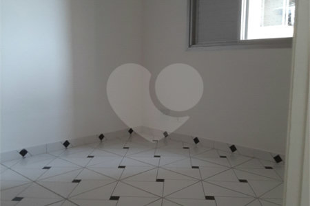Apartamento à venda com 2 quartos em Vila Santo Estéfano, São Paulo, SP