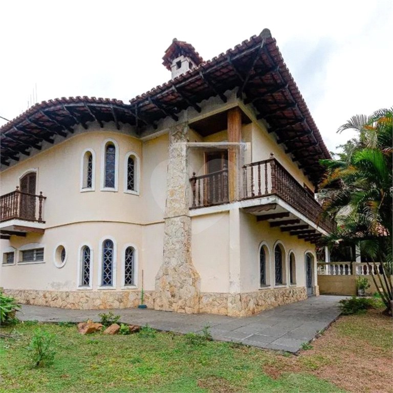 Casa à venda ou para alugar com 4 suítes em Vila Comercial, São Paulo, SP