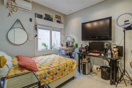 Casa Térrea à venda com 4 suítes em Alto da Boa Vista, São Paulo, SP