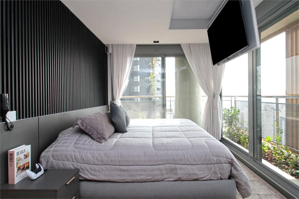 Apartamento à venda ou para alugar com 3 quartos, sendo 1 suíte, em Jardim das Acácias, São Paulo, SP