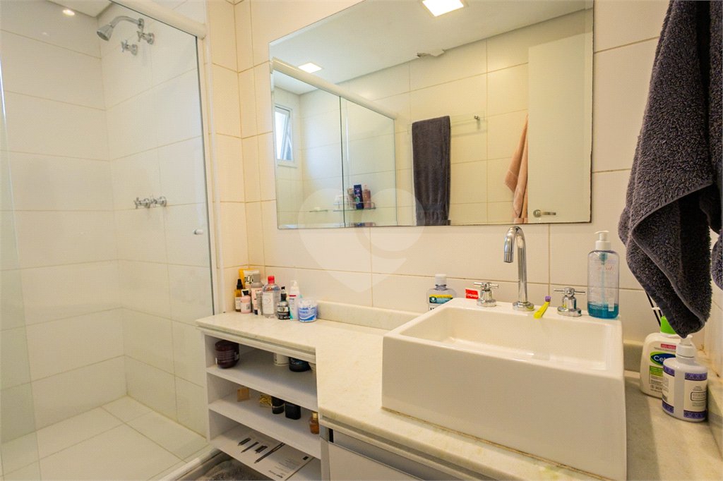 Apartamento à venda com 2 quartos, sendo 1 suíte, em Pinheiros, São Paulo, SP