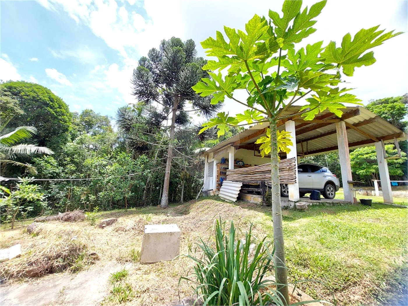 Casa à venda com 4 quartos, sendo 1 suíte, no Centro, Ibiúna, SP