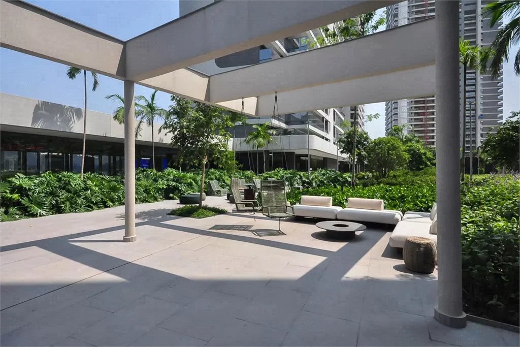 Apartamento à venda com 3 suítes, em Jardim Fonte do Morumbi, São Paulo, SP